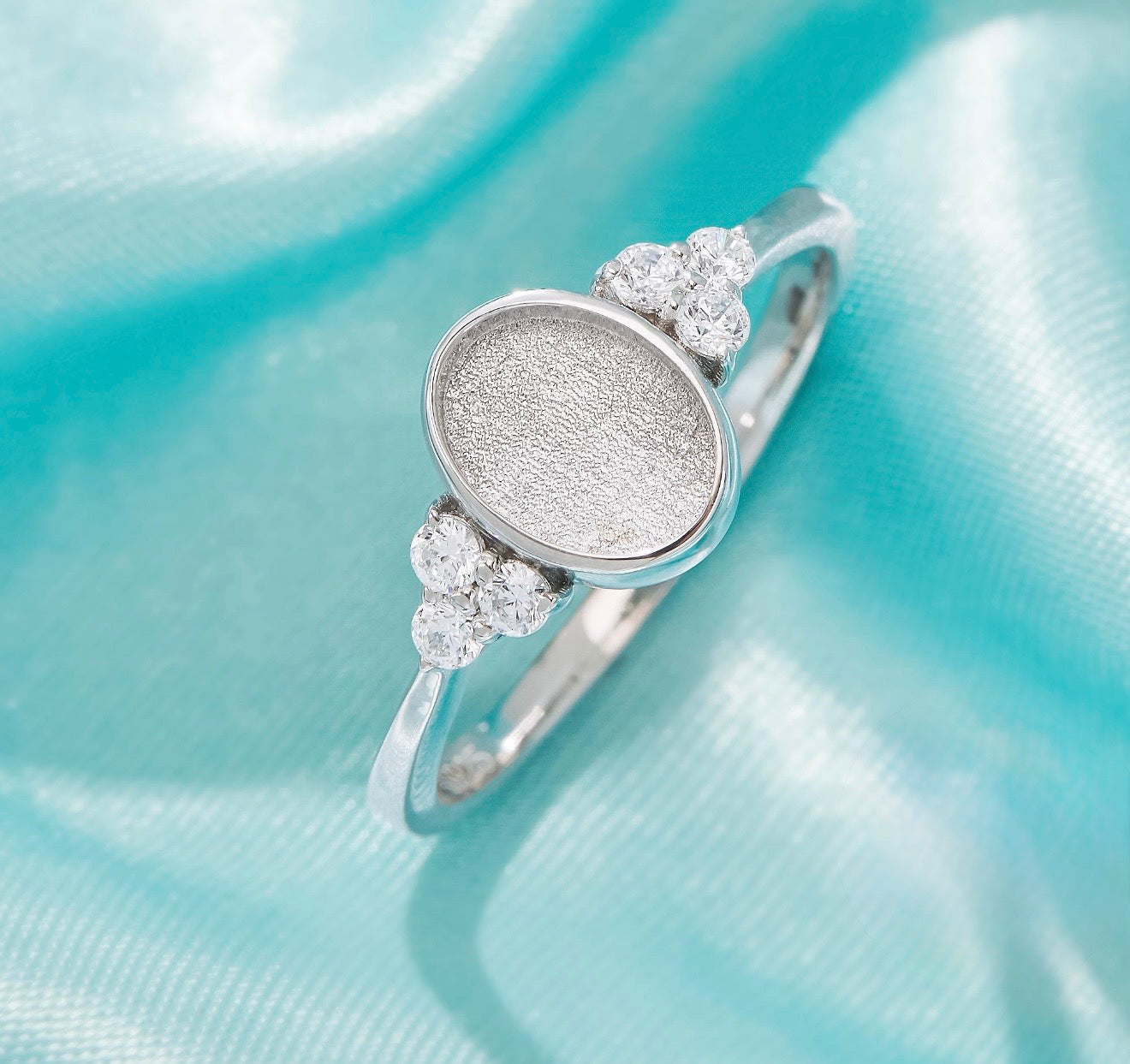 Claire Ring