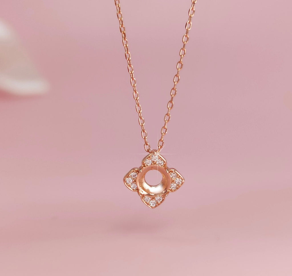 Clover Necklace