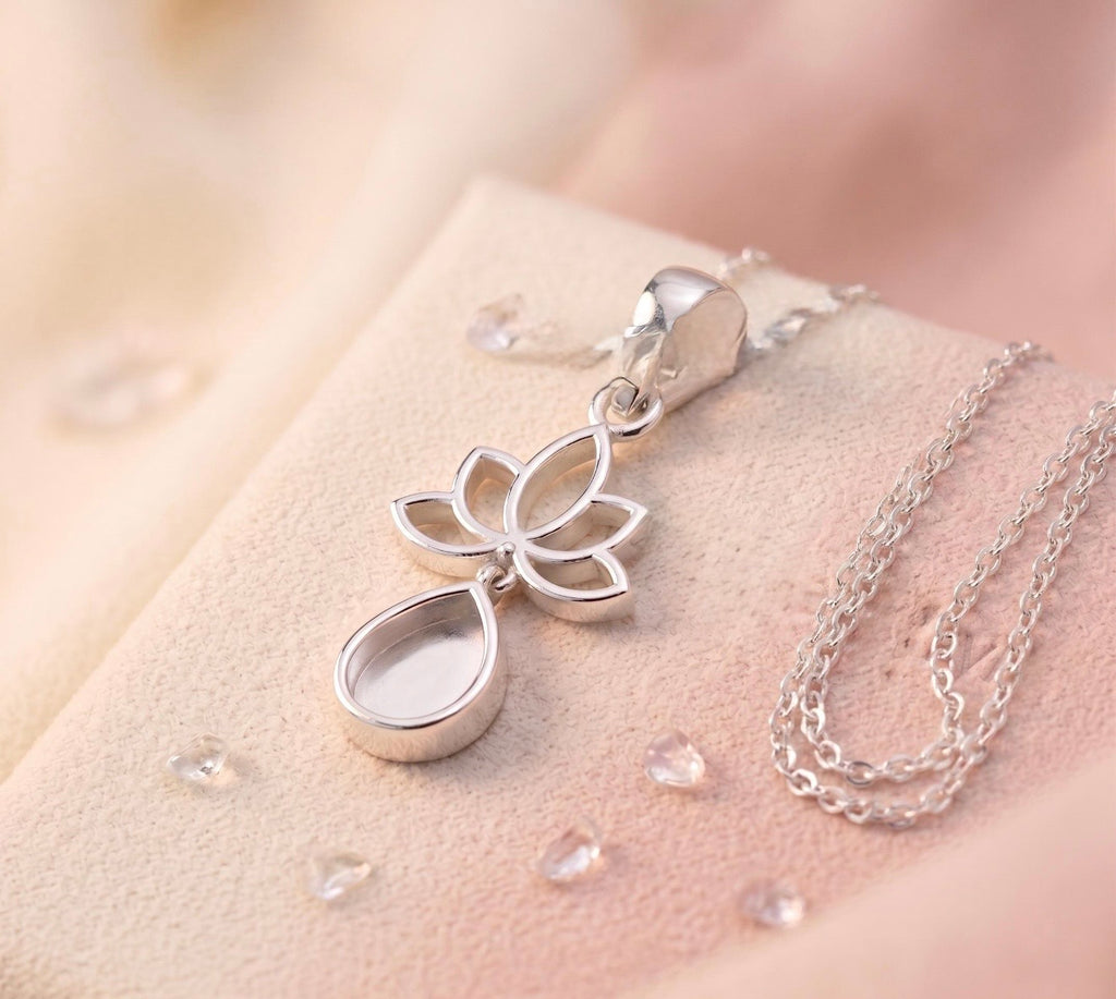 Lotus Necklace