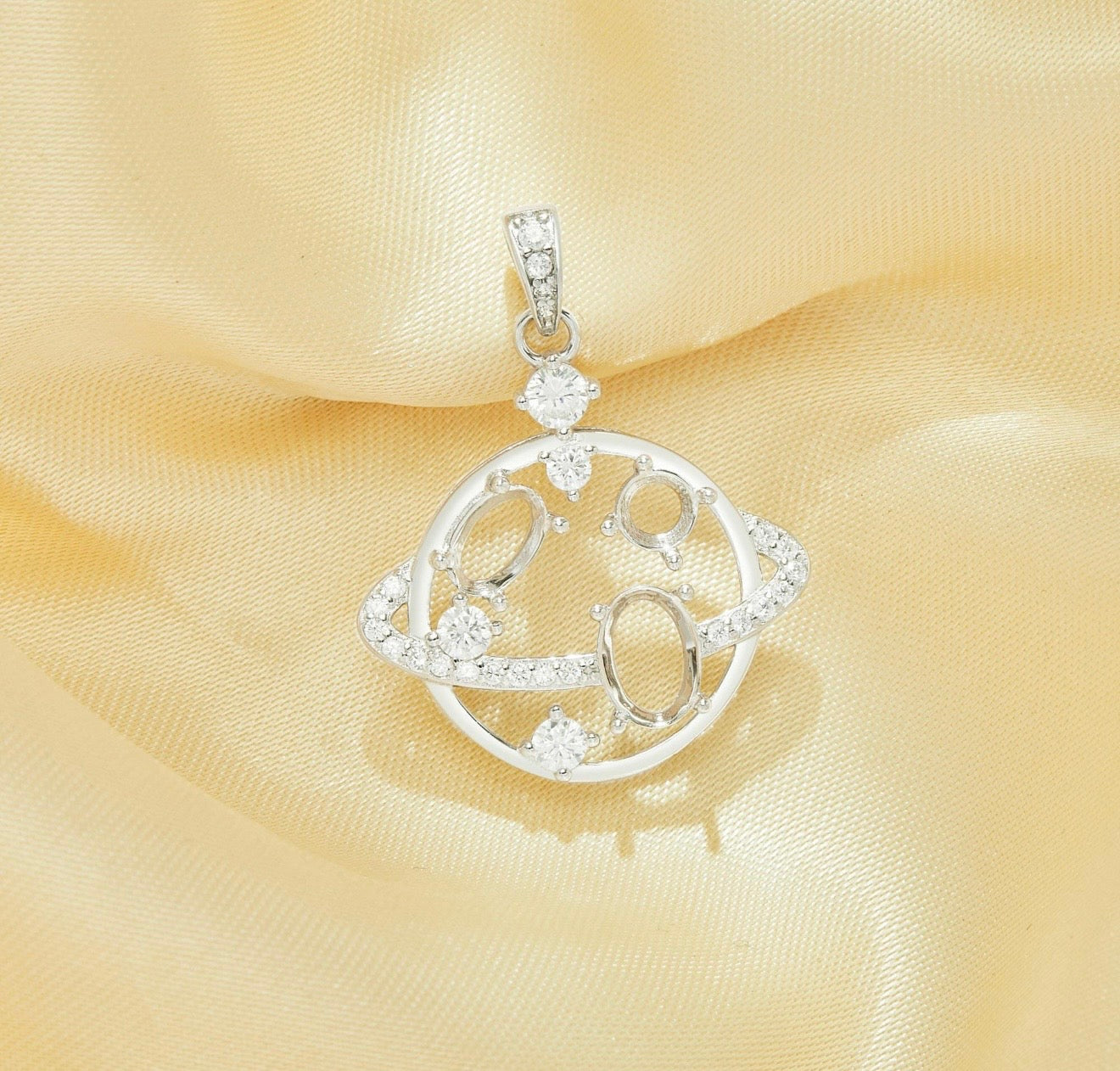 Momma's World Necklace