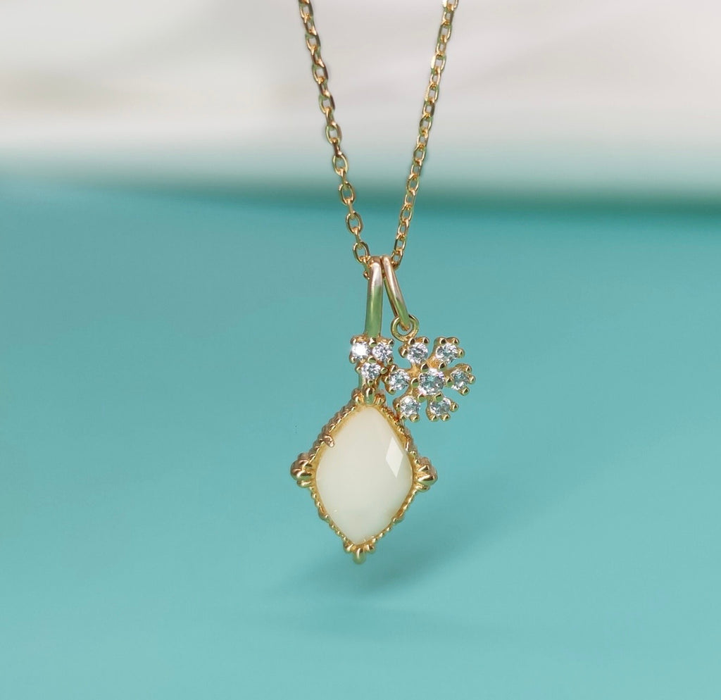 Diamond Shaped Necklace