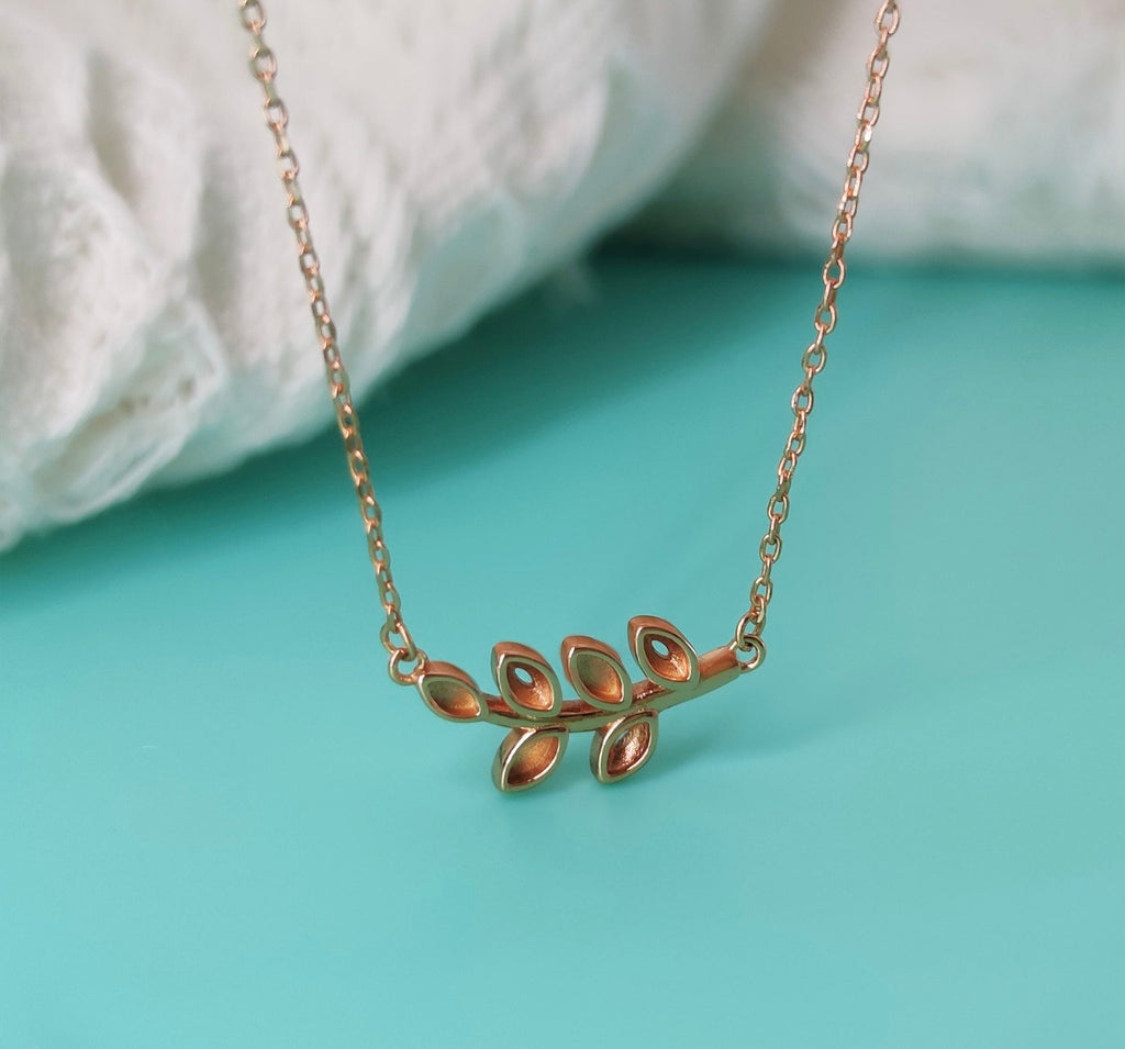 Bella Necklace