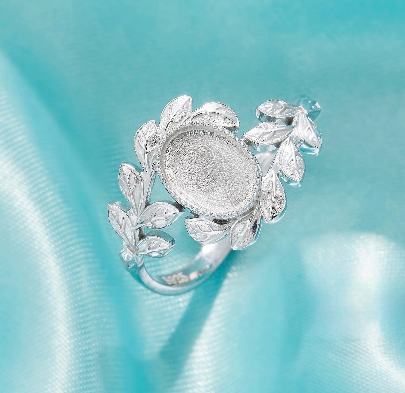 Ivy Ring